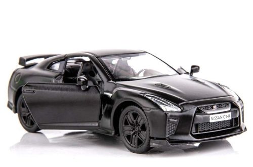 Nissan GTR toy